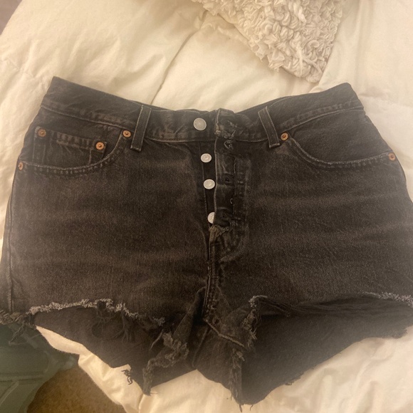 Levi's Pants - Levi Jean shorts